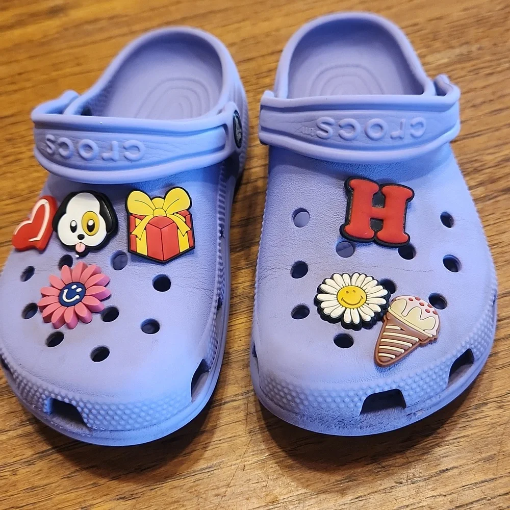 Crocs Size M2 W4